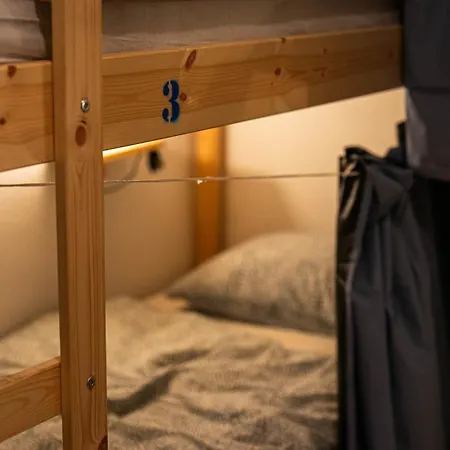 Dona Rose Surf Hostel *