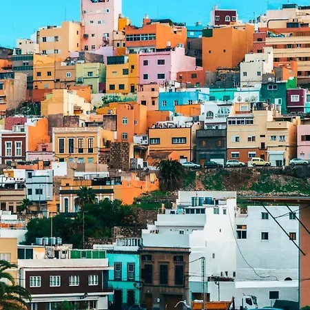 Dona Rose Surf Albergue *