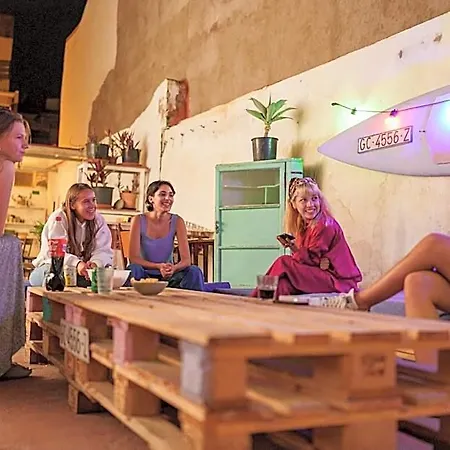 Hostel Dona Rose Surf Las Palmas / Gran Canaria