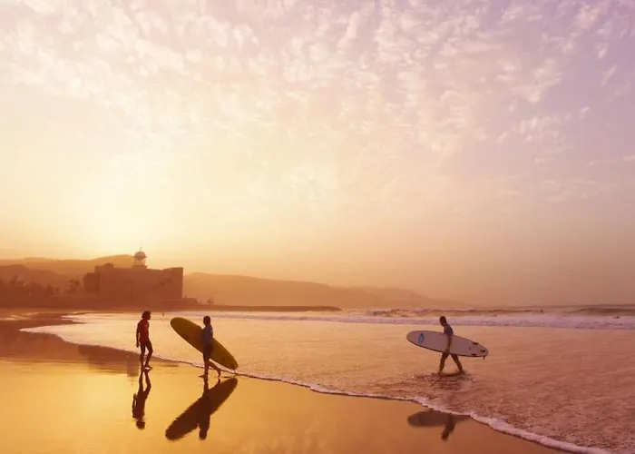 Dona Rose Surf Hostel *