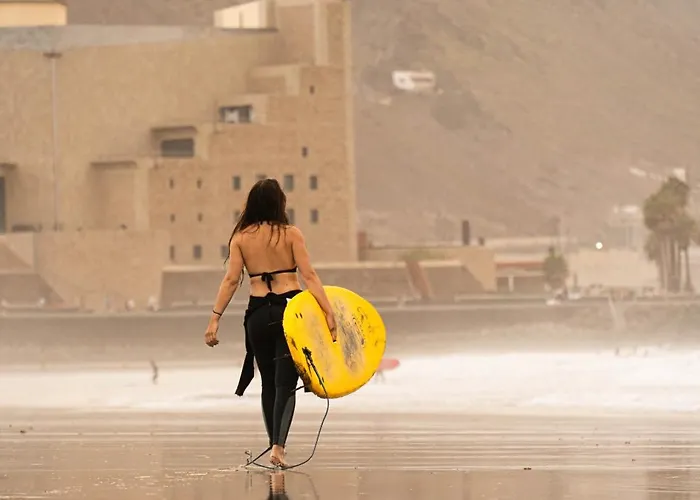 Hostel Dona Rose Surf Las Palmas / Gran Canaria