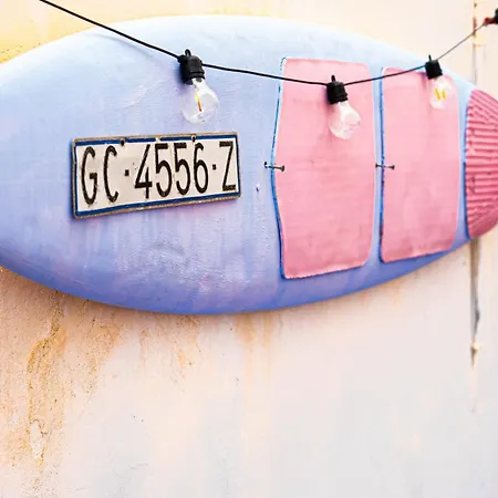 Dona Rose Surf Vandrarhem